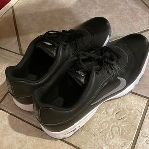 Size 11 black leather golf cleat